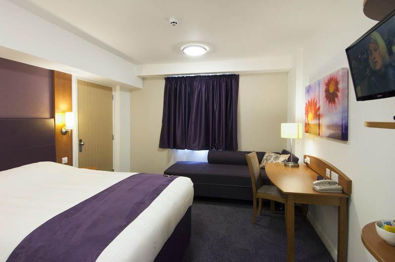 Premier Inn Liverpool Aintree Exteriér fotografie